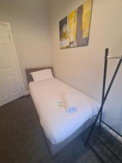 Coastal town properties - Jarrow - 8