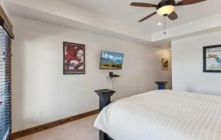 Relaxed Lakeside Getaway Close to Deer Valley Park - 2