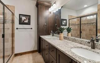 Relaxed Lakeside Getaway Close to Deer Valley Park - 1