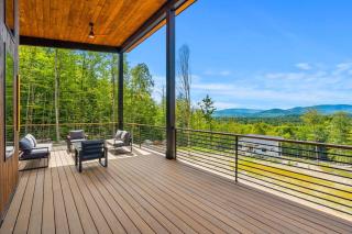 Luxury Brand New Villa Skiing Hot Tub Movie Theater - 5