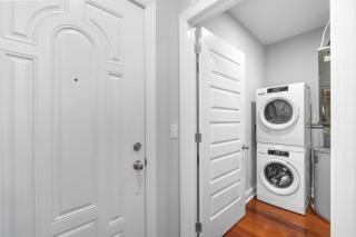 Luxury Studio Loft - Rooftop View & Pool - 3