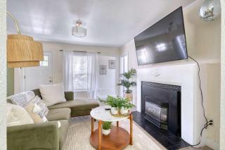 1BR - Walkable SE Retreat - Close to Dining - 5