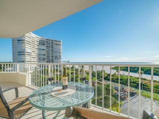 End Unit w/ Top of Line Finishes / Crazy Wide Gulf Views - 4