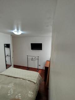 Cómoda y céntrica habitación Larcomar - 8