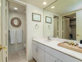 Seaview #110 - Just Steps From 1 of 4 Public Beach Access Points - Henry Key - 1