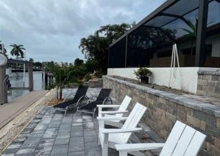 "The Lighthouse" l Gorgeous Waterfront 3 Bed with Quick Access to Gulf - 3