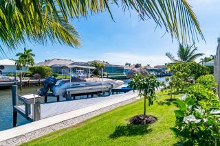 Waterfront Oasis Re-Done Throughout 1 Mile From Winterberry Beach Access Pt - 9