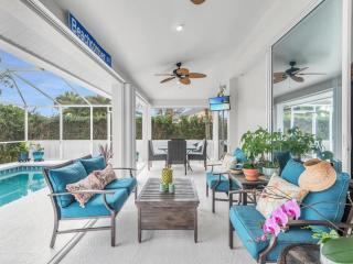 3 Bed Home Steps to the Beach I Heated Pool - 7