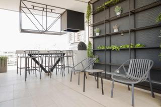 Chic Downtown Retreat Cozy 1BR Apartment for 3 - 1