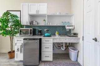 The One Love at Cottages - 4