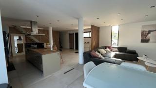 Jolie villa contemporaine - 7