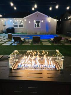 Pool House Retreat near LAX, SoFi & Beach - 7