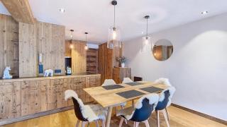 Appartement Haut de gamme- Rochebrune aux pieds des pistes- 3 chambres - 7