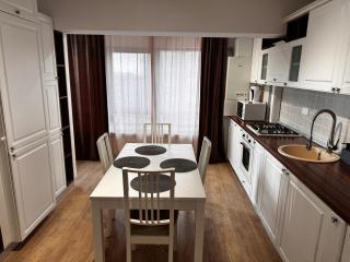 Newton Flat Apartment - 3