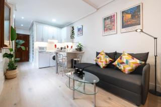 Chic Madrid Studio - Art and Soul in the Prado - 8