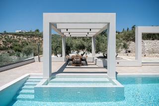 Sunny Vacay Villa - 2