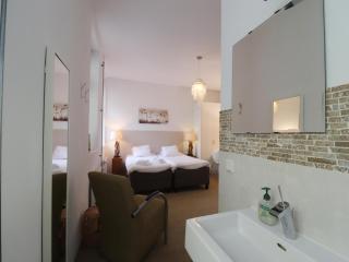 Villa near Teuge Airport and Paleis 't Loo - 1