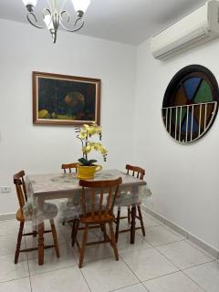 Casa com ar condicionado acomoda ate 12 pessoas pertinho da Praia - 7