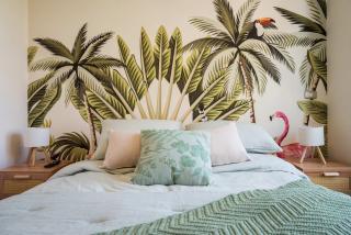 Chic 2BR Oasis Retreat in Vibrant Nunoa - 4