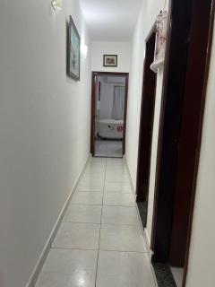 Casa com ar condicionado acomoda ate 12 pessoas pertinho da Praia - 2