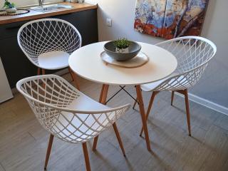 Aiolou 68str rooms & apartments - Atenas - 6