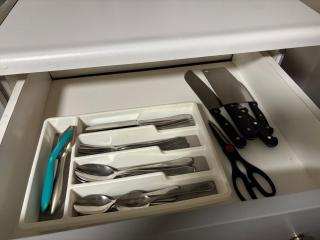 Spacious 2-BR Basement Suite Near Lake Simcoe & Beach Park - 5