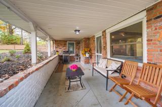 Easy Cleveland Access! Quiet Suburb Stay with Yard - 9