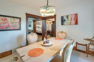 Central Akron Stay! Large Victorian Home with Yard - 5