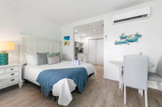 The Turtle Nest at Cottages - 4