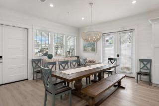 Spacious 8BR with Pool, Game Room - Golf Cart Incl - 6