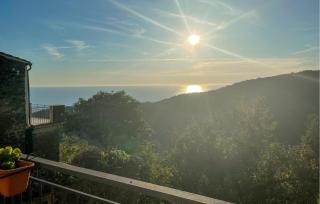 1 Bedroom Gorgeous Apartment In Pollica - 1