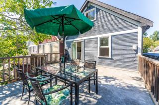 Heritage Home in Heart of City with 2 Parking Spots - 6