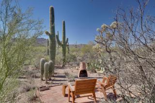 Unwind Poolside, Scenic Sonoran Desert Retreat! - 0