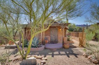 Unwind Poolside, Scenic Sonoran Desert Retreat! - 8