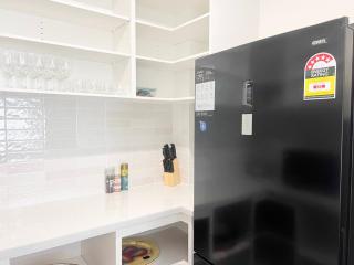 Eliza's Escape 2 Wagga CBD - 2