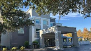 Country Inn & Suites by Radisson, Savannah Southside - 7