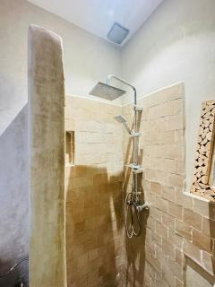 Natural Surf House - 1