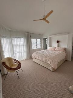 Good Shores - Beachside Home with Pool - 3