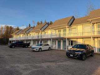 Auberge Canadienne - 2