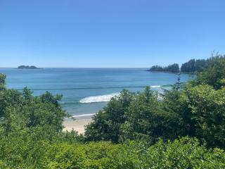 Le Chalet Waterfront Studio Suite, View, Patio, Kitchen - 7