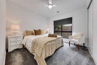 Exclusive Riverfront Retreat - Private Boat Ramp - 9