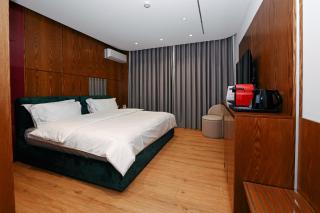 Wilson On The Bllok - 9