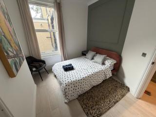 The Peckham Perch - 2