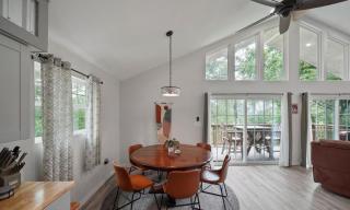 Cozy Fox Lake Cottage-Great Lakeview-Family Warm -  - 6