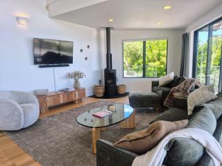 Langscape - Langs Beach Holiday Home - 1