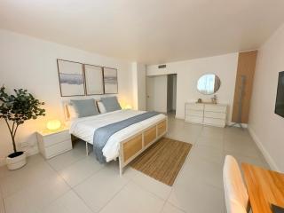 Amplio y moderno departamento con acceso directo a la playa - 3