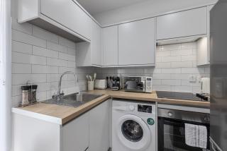 Sturry Street Apartments - 2