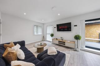 Sturry Street Apartments - 7