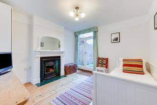 35 Stradbroke Road - 4