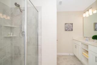 3111-302HM STOREY LAKE, CONDO 2/2 LAKE VIEW - 2